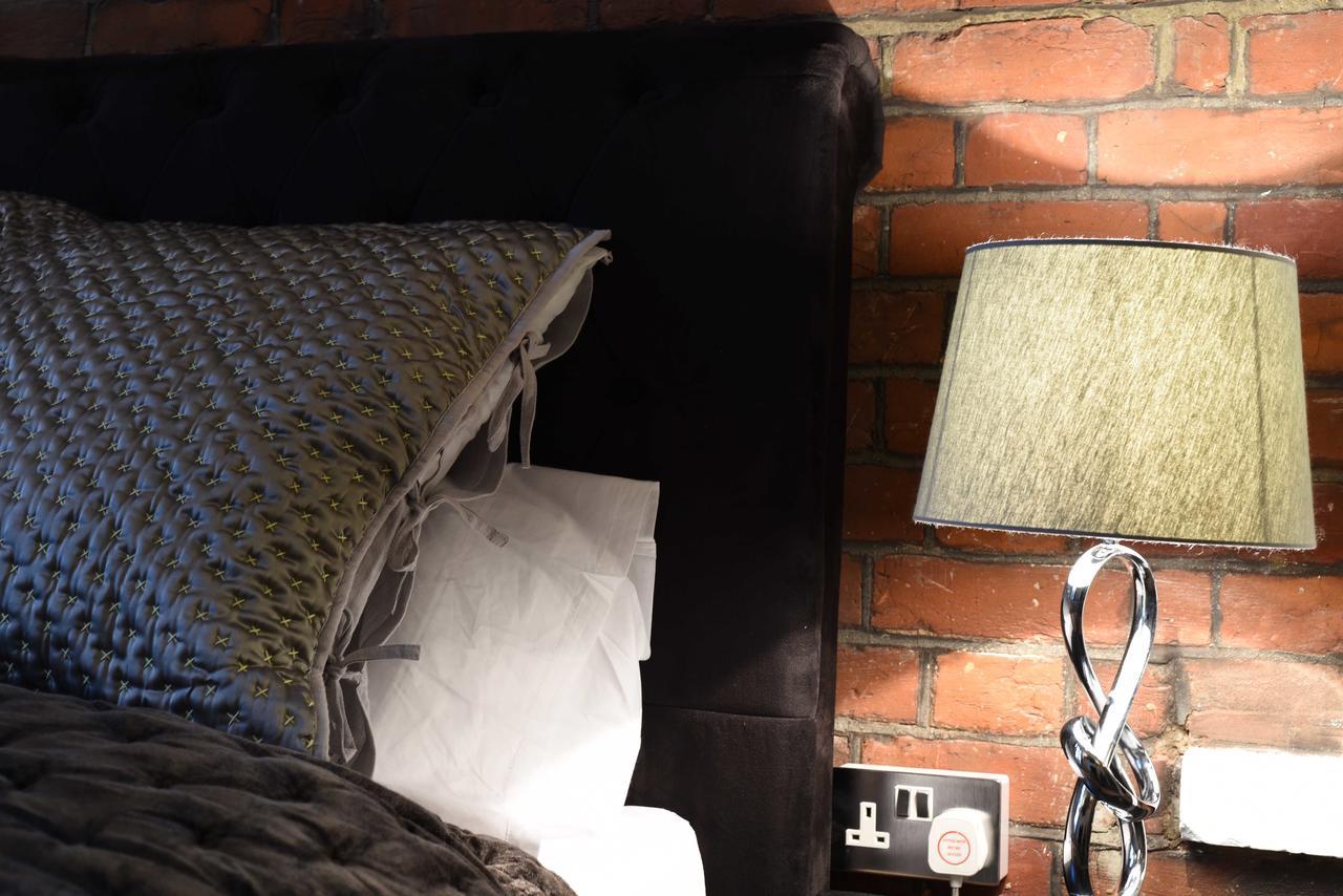 Spacious & Modern 2 Bed Apartment At Knightsbridge 런던 외부 사진